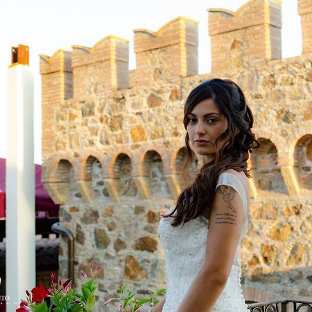 Le Due Torri Bed and Breakfast Filadelfia Buitenkant foto