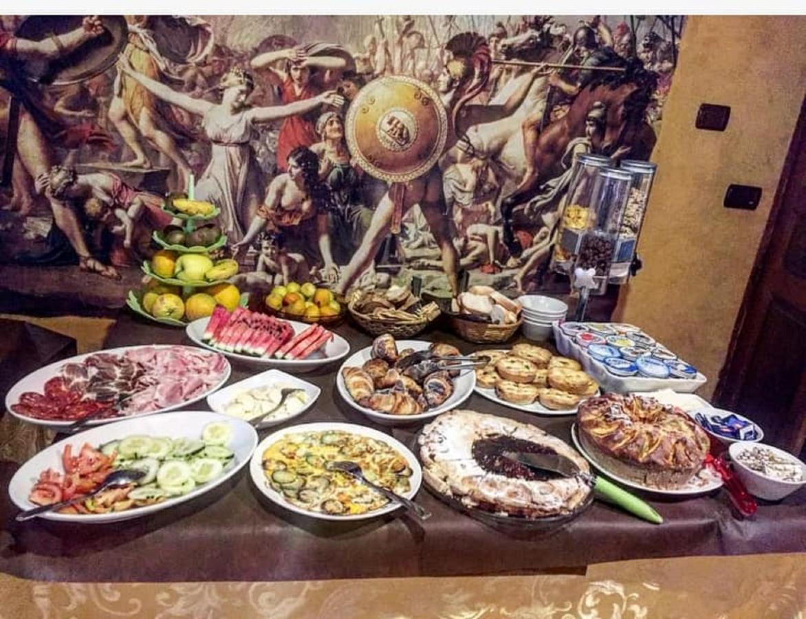 Le Due Torri Bed and Breakfast Filadelfia Buitenkant foto